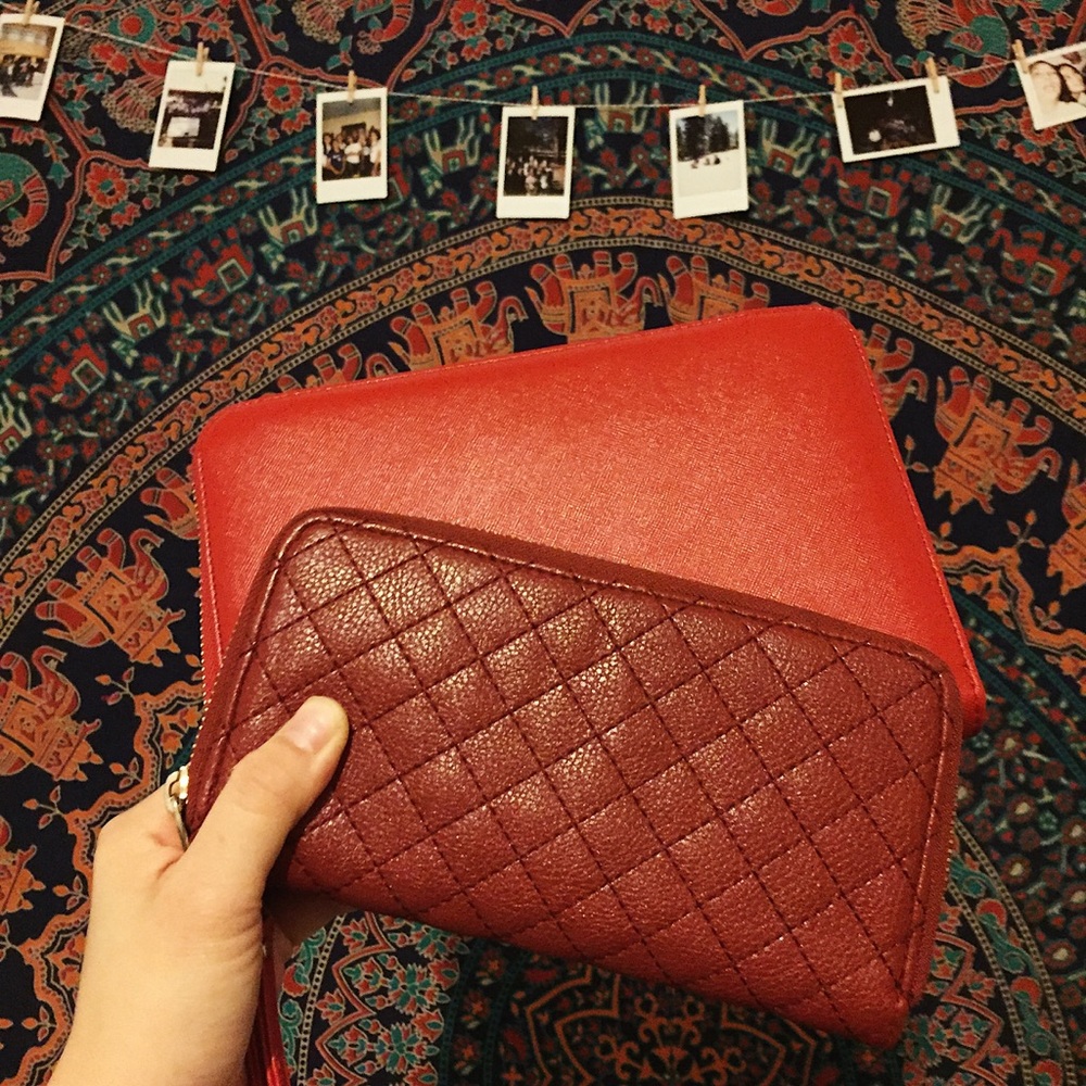 Red and Maroon Wallets [B U N D L E]